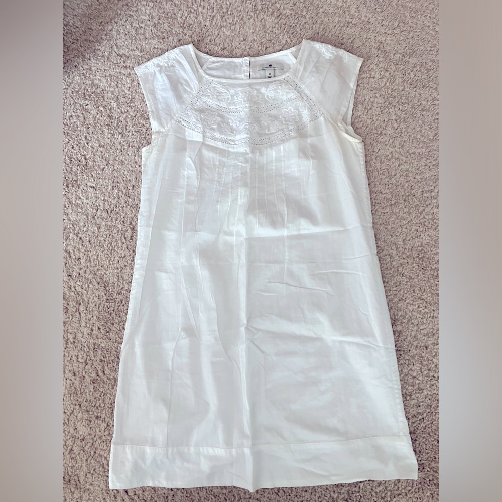 White dress- lined Banana Republic medium